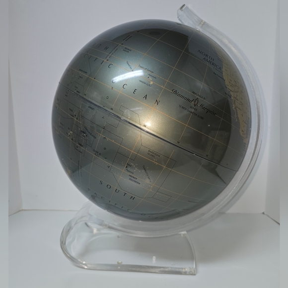 Vintage Replogle Diamond Marquise, Silver and Gold Globe with Clear Stand - Picture 3 of 11